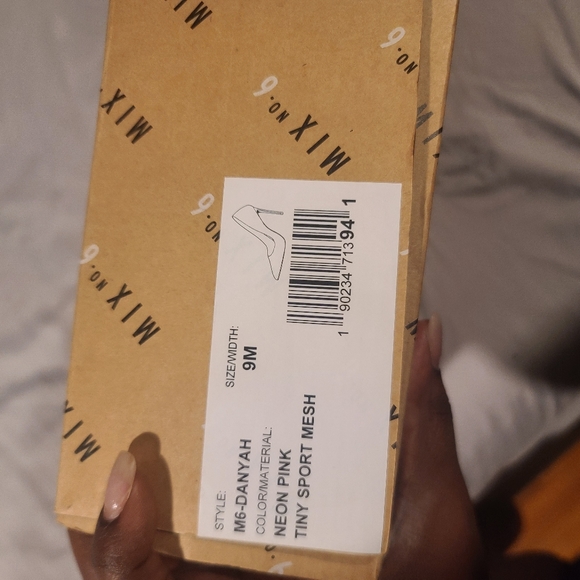 Shoes with heels - Picture 13 of 13